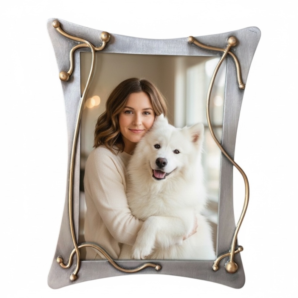 Sage metal photo frame for a 5x7 inch photo, some damage to the stand - Picture 2 of 4